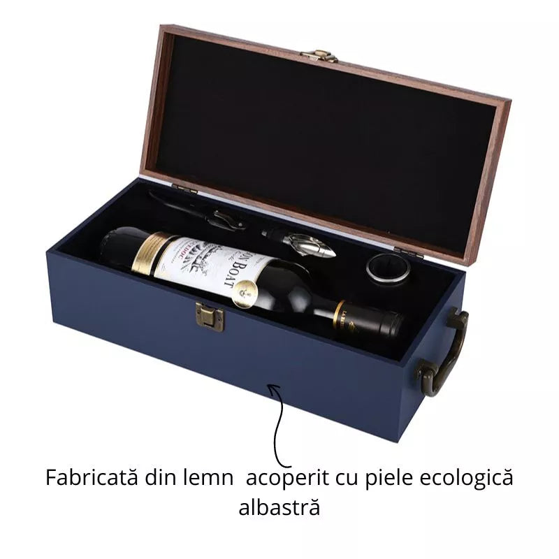 Set cadou Wine Bottle Box cu accesorii vin, lemn si piele albastra