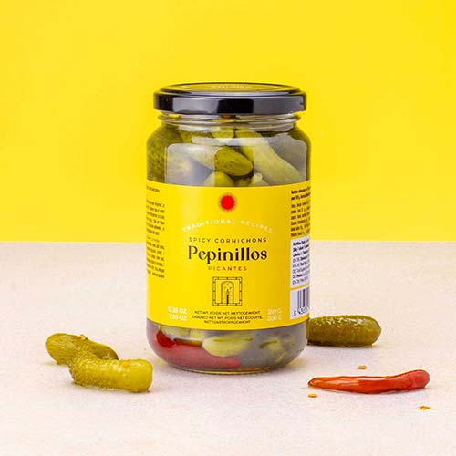 Castraveciori in otet din vin picanti  Don Gastronom 370g