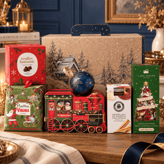 Cadou de Crăciun Trenuleț cu praline, trufe Mathez, mini panettone Amaretti Virginia și fursecuri Lady Joseph