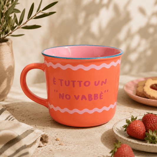 Cană din porțelan, 350 ml — decor colorat cu mesaje Delicatessen