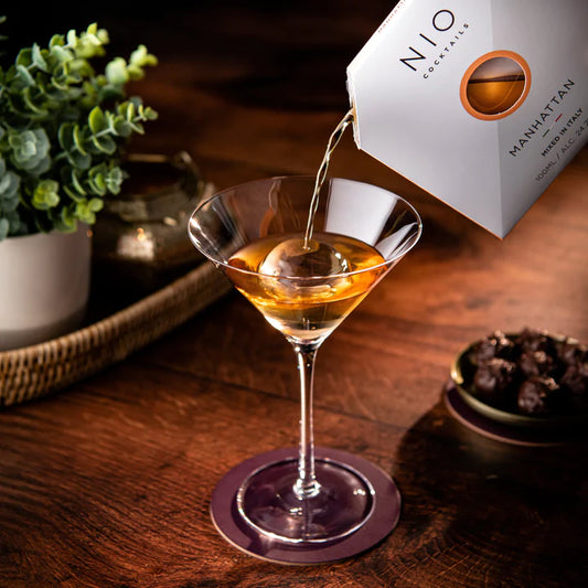Plic de cocktail Manhattan gata preparat NIO, 100 ml
