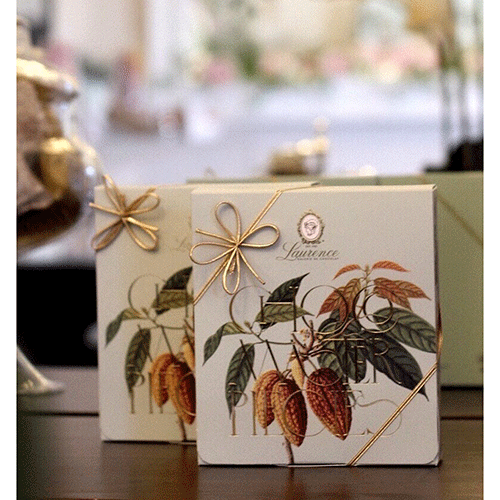 Premium Trilogy Masterpiece - cutie cadou cu trei tipuri de ciocolată artizanală Laurence Chocolate 245g Delicatessen