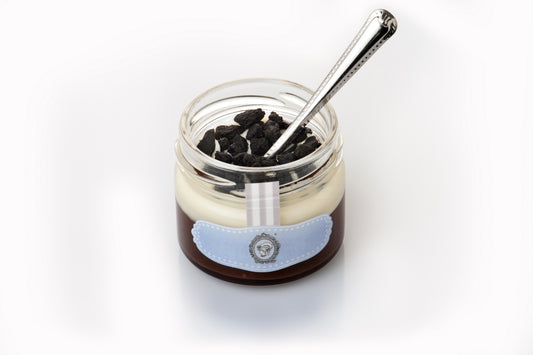 Laurence Chocolate migdale crocante cu crema de ciocolata alba si biscuiti negri 55g Laurence Chocolate