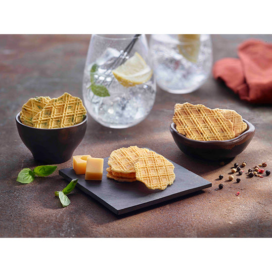 Crackers cu parmezan, busuioc si usturoi - Delicatessen Delicatessen De Rontait